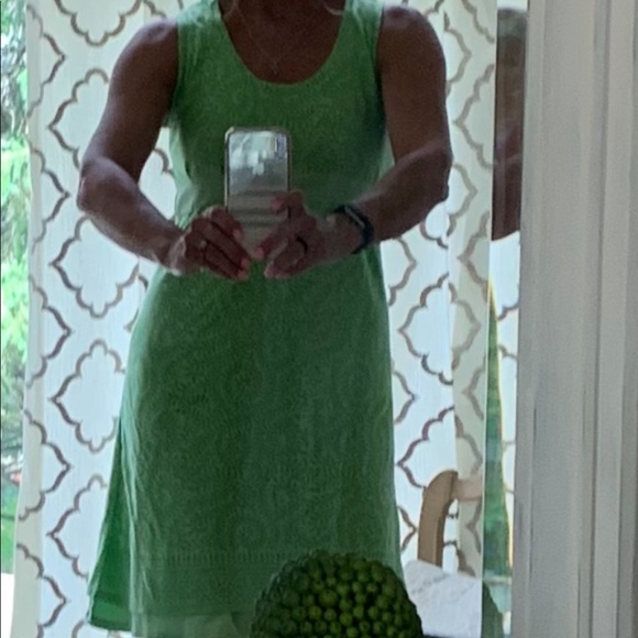 Dresses & Skirts - 🎃Medium green Athleta sun dress! 💚